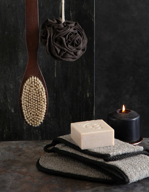 BAMBOO CHARCOAL BACK SCRUBBER